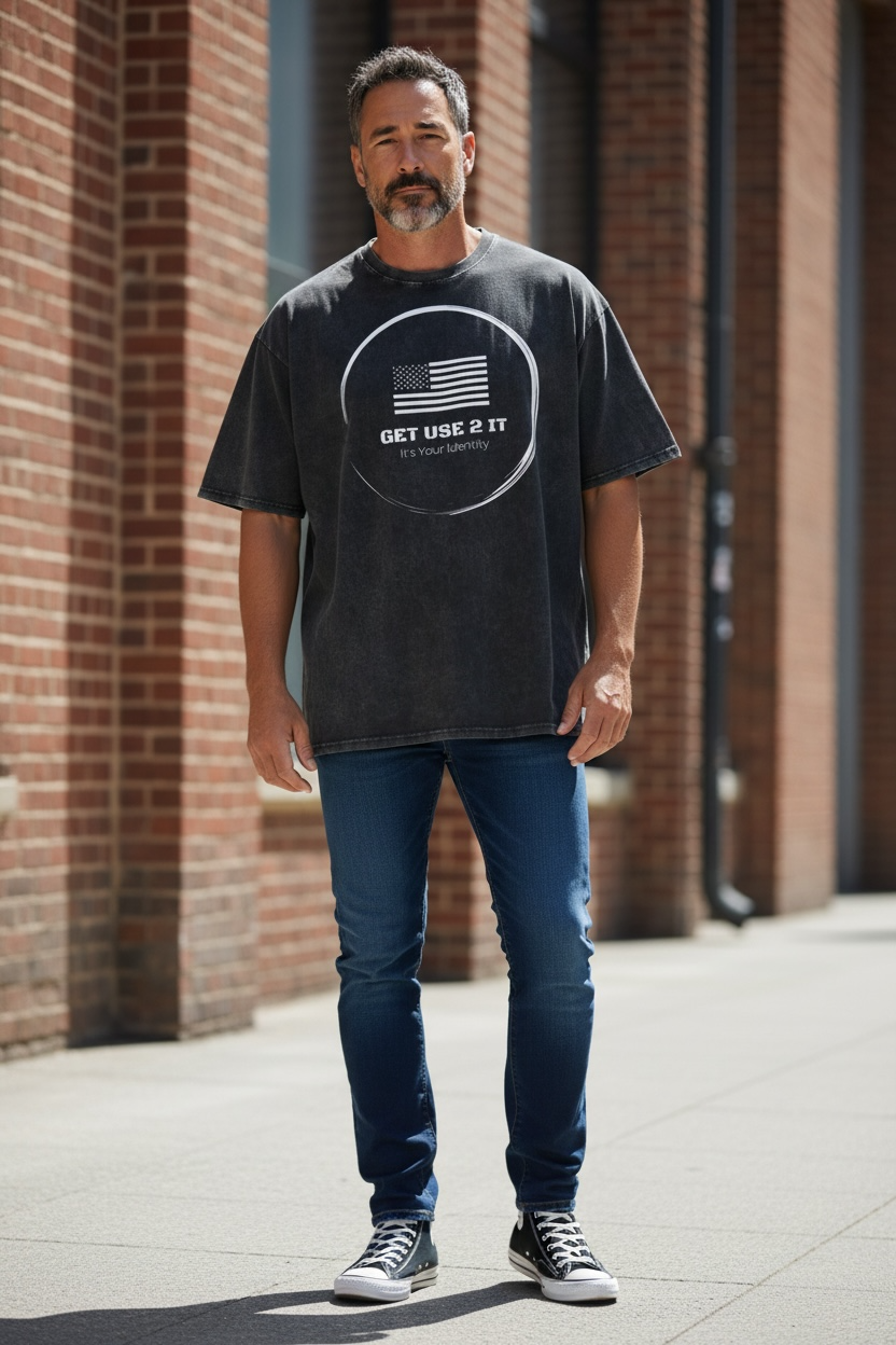Get Use 2 It Snow Washed Oversized Identity T-shirt Black